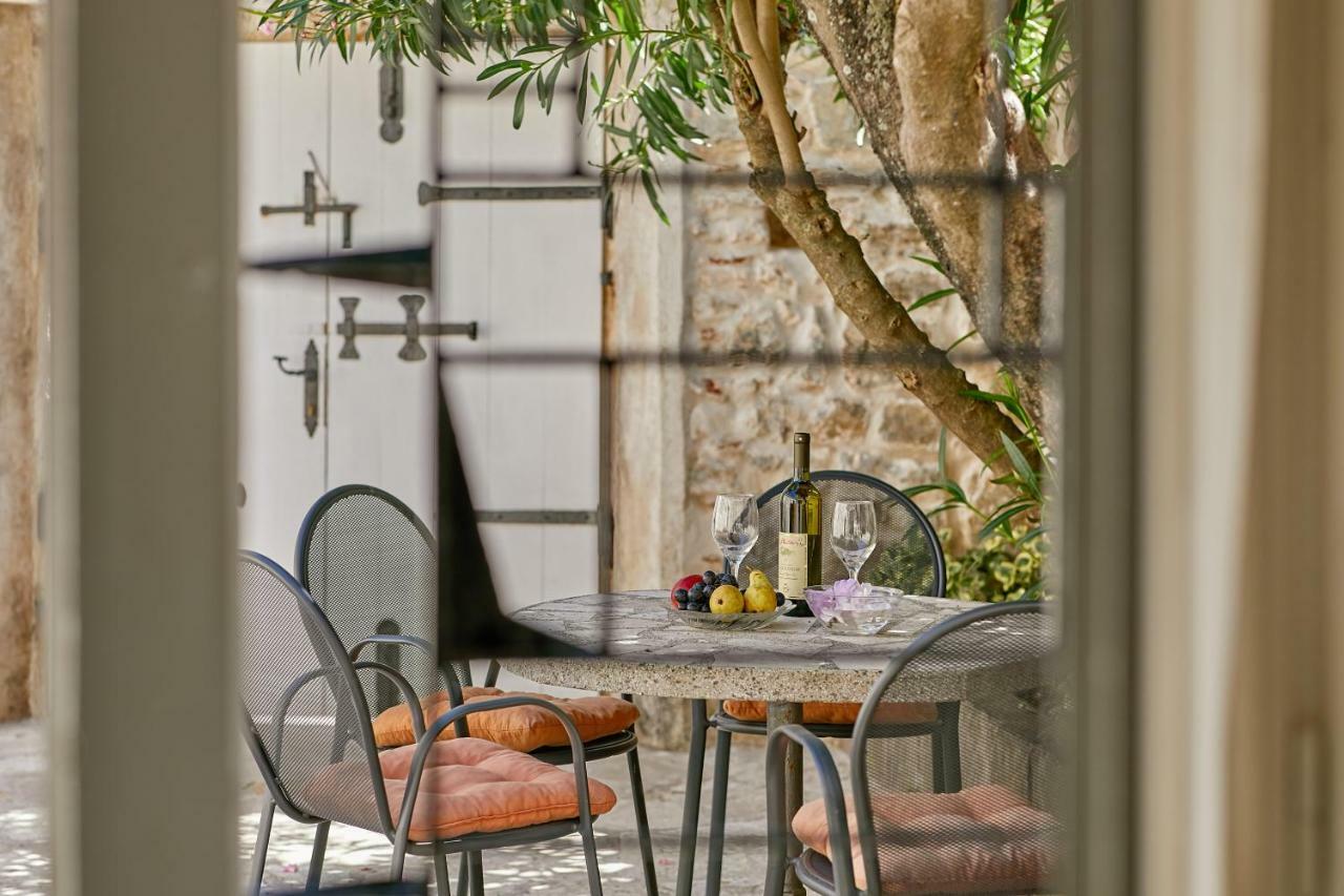 Mediterranean Holiday House & Apartments Kotor Kültér fotó