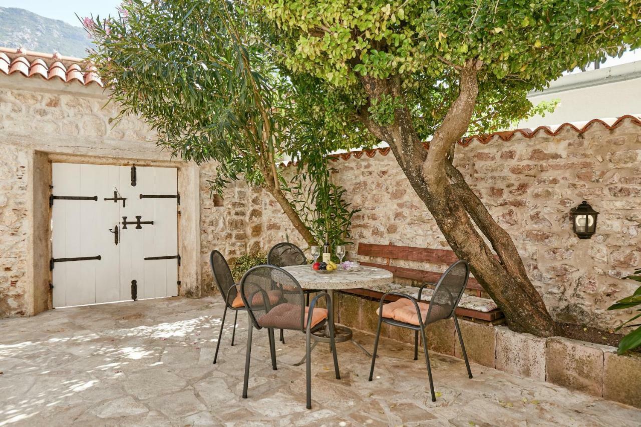 Mediterranean Holiday House & Apartments Kotor Kültér fotó